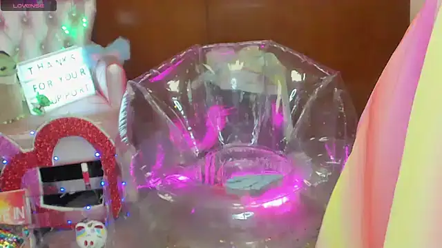 Skinygirl online show from March 1, 12:34 am