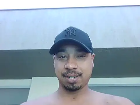 Snapshot of Juninho10c chatting on November 16, 12:22 pm Juninho10c online show from November 16, 12:22 pm