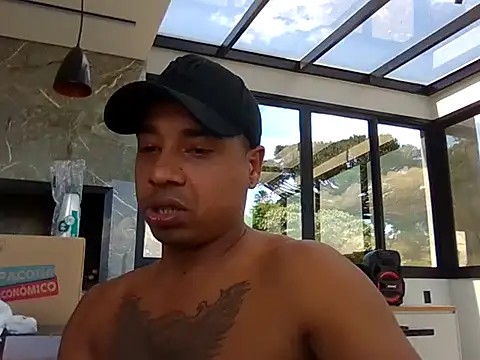 Snapshot of Juninho10c chatting on November 21, 5:00 pm Juninho10c online show from November 21, 5:00 pm