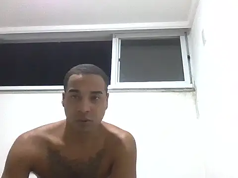 Snapshot of Juninho10c chatting on November 28, 3:42 am Juninho10c online show from November 28, 3:42 am