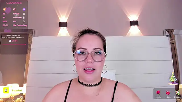 Charlotte93  online show from January 14, 2:53 pm
