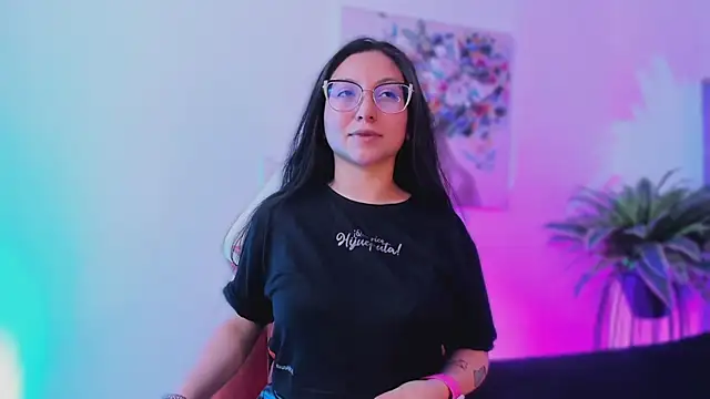 lucy neil online show from November 29, 2:36 am