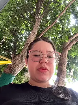 Lucyklein2022 online show from January 9, 3:44 pm