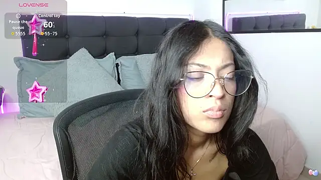 vaness weet online show from March 15, 8:26 pm