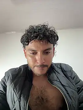 tuyo1995 online show from December 10, 4:56 am