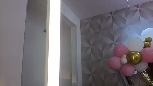 AmaranthaLovers  online show from December 4, 2:15 pm