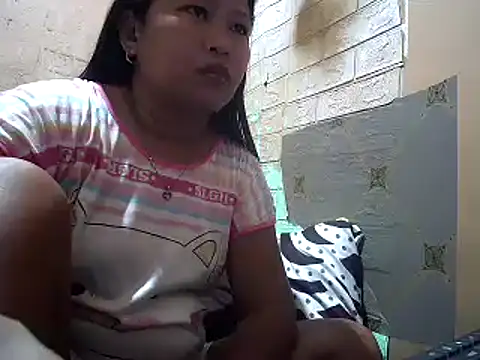 sweethotmom online show from December 18, 11:40 pm