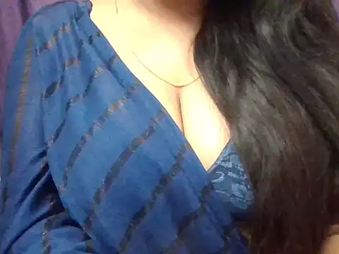 Snapshot of Roopshikha39 chatting on November 22, 6:40 pm Roopshikha39 online show from November 22, 6:40 pm