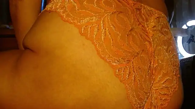 MysteryLadyxXx online show from July 6, 2:25 pm