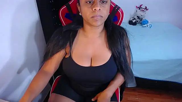 BellaKarla online show from March 7, 3:36 am