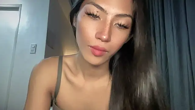 Bella Gordon online show from October 23, 11:03 pm