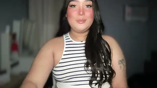 Snapshot of MissCataleyaxxx chatting on November 26, 12:55 am MissCataleyaxxx online show from November 26, 12:55 am