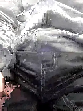 Xcoquinx online show from April 28, 8:30 am