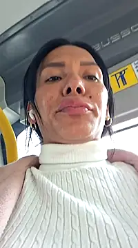 Doll Loren online show from February 8, 6:01 pm