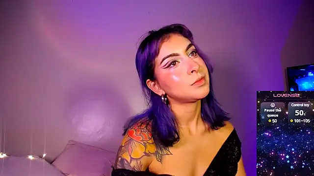 Cinamoonn online show from December 15, 9:09 pm