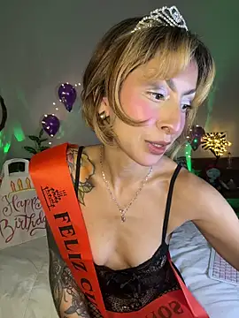 Cinamoonn online show from November 4, 10:31 pm