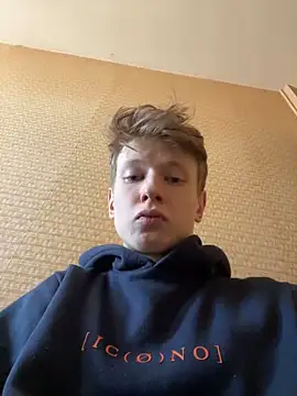 Snapshot of semen_keeper chatting on February 16, 11:16 am semen keeper online show from February 16, 11:16 am