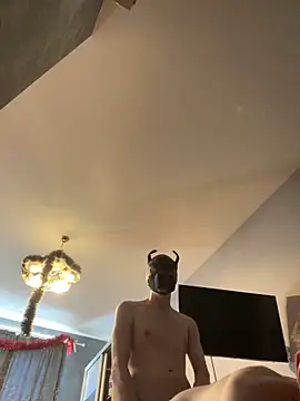 Snapshot of semen_keeper chatting on March 17, 6:07 am semen keeper online show from March 17, 6:07 am