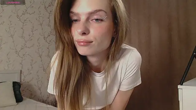 Snapshot of ly_lydia chatting on June 15, 3:09 am ly lydia online show from June 15, 3:09 am