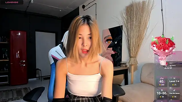 Snapshot of cho_nando chatting on February 10, 1:55 pm cho nando online show from February 10, 1:55 pm