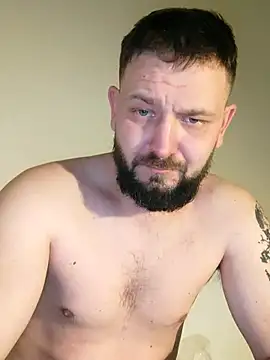 Snapshot of bartek1989209 chatting on January 9, 12:46 am bartek1989209 online show from January 9, 12:46 am