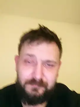 Snapshot of bartek1989209 chatting on March 2, 8:37 pm bartek1989209 online show from March 2, 8:37 pm