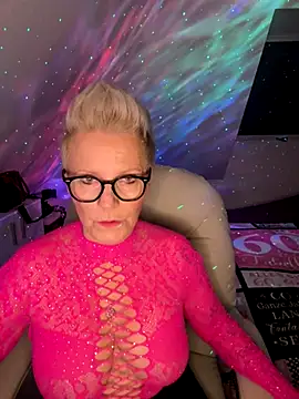 German Milf online show from October 30, 1:45 pm