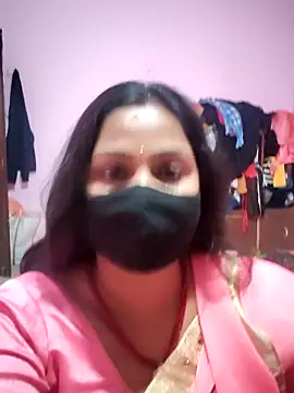 Shristiprakash0 online show from February 7, 1:04 pm