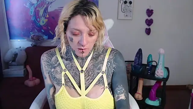 SLOPPYTITSS online show from January 23, 10:11 pm