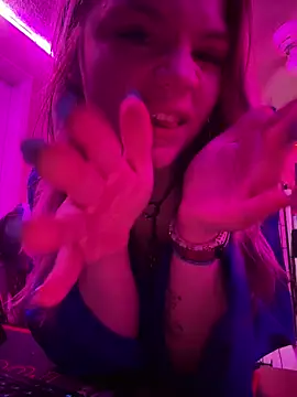 Cutiepiespanks online show from February 13, 2:01 am