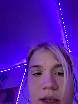 Cutiepiespanks online show from October 9, 8:40 pm