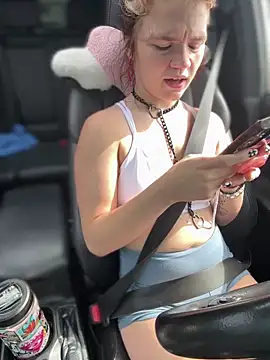 Cutiepiespanks online show from October 18, 7:25 pm