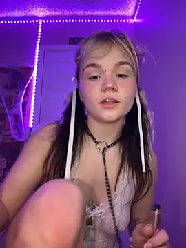 Cutiepiespanks online show from November 7, 9:37 pm