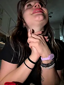 Cutiepiespanks online show from December 1, 9:31 pm