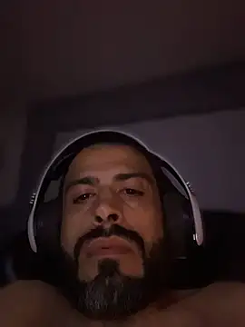 Snapshot of JayJayRod chatting on April 28, 3:55 am JayJayRod online show from April 28, 3:55 am