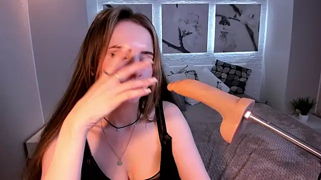 Betty June online show from December 24, 3:27 am