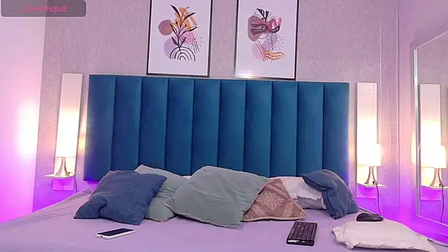 Snapshot of MiaMidnnightt chatting on October 24, 12:34 pm MiaMidnnightt online show from October 24, 12:34 pm