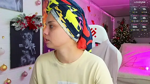 Misss Vikk online show from December 19, 1:07 pm