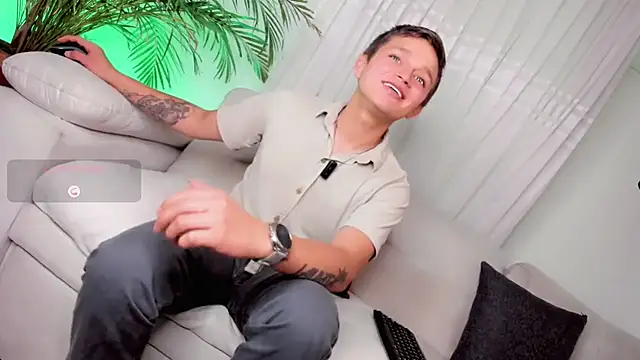 Snapshot of Tim_wolf chatting on February 16, 8:38 pm Tim wolf online show from February 16, 8:38 pm