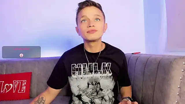 Snapshot of Tim_wolf chatting on February 22, 5:44 pm Tim wolf online show from February 22, 5:44 pm