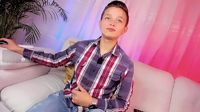 Snapshot of Tim_wolf chatting on March 6, 9:11 pm Tim wolf online show from March 6, 9:11 pm