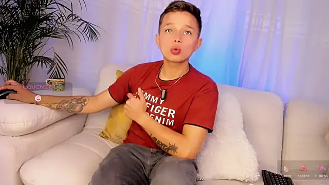 Snapshot of Tim_wolf chatting on March 14, 7:08 pm Tim wolf online show from March 14, 7:08 pm