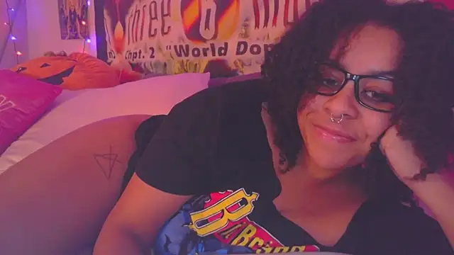 Snapshot of N1NT3NDH03 chatting on January 28, 6:16 am N1NT3NDH03 online show from January 28, 6:16 am