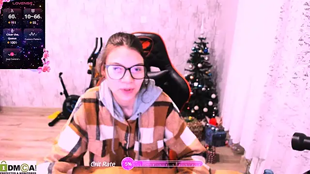 Snapshot of MollyLollipop chatting on December 25, 12:59 am MollyLollipop online show from December 25, 12:59 am