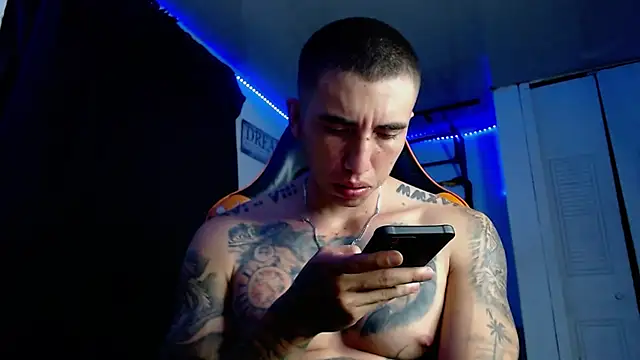 Adam Hudsond online show from July 8, 2:27 am
