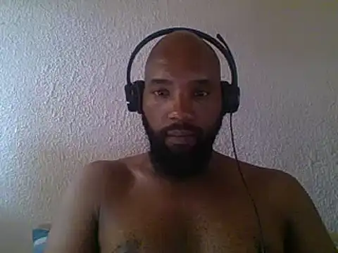 KAYBEEDEFREAK online show from February 10, 2:26 pm