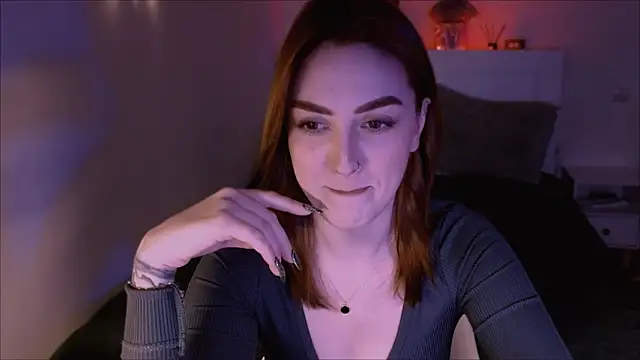Snapshot of LilyFarey chatting on December 25, 4:32 pm LilyFarey online show from December 25, 4:32 pm