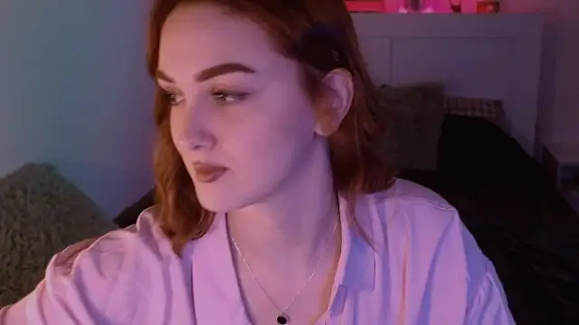 Snapshot of LilyFarey chatting on December 26, 6:01 pm LilyFarey online show from December 26, 6:01 pm