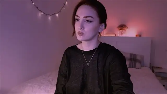 Snapshot of LilyFarey chatting on January 29, 5:45 pm LilyFarey online show from January 29, 5:45 pm