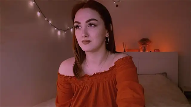 Snapshot of LilyFarey chatting on March 7, 6:33 pm LilyFarey online show from March 7, 6:33 pm